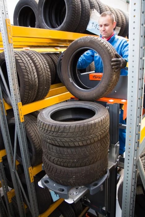 Самоходный телескопический подъемник Faraone E5 Tires