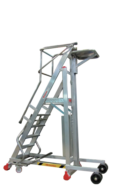 Промышленная лестница-платформа с электроподъемной панелью Faraone 8 ступеней PIK20